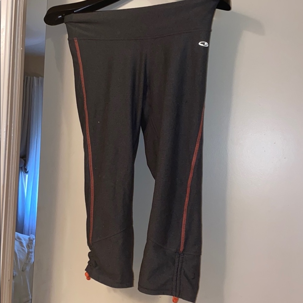 IChampion running 3/4 lth pants in  grey/salmon
